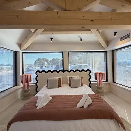 Sea-view Loft In Facing Saint-tropez Appartement